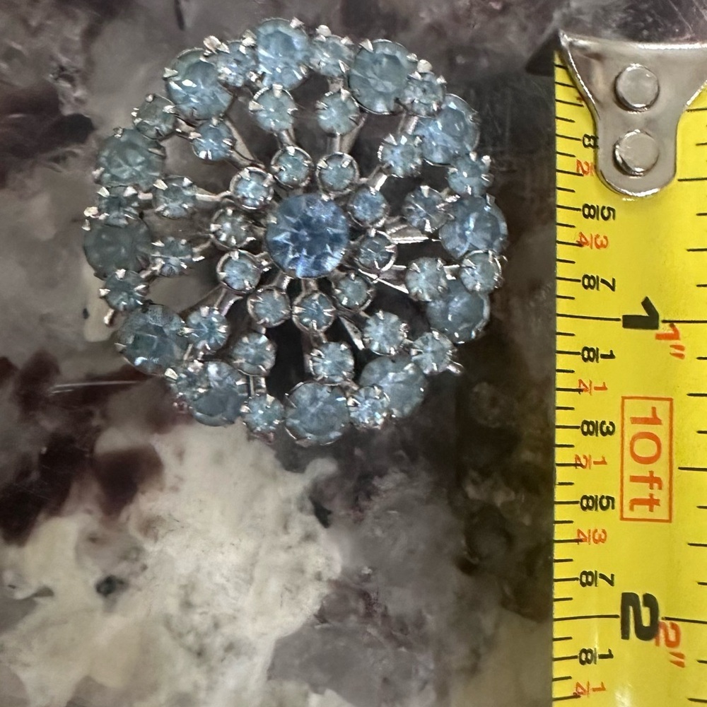 Vintage Blue Crystal Brooch - Picture 5 of 7